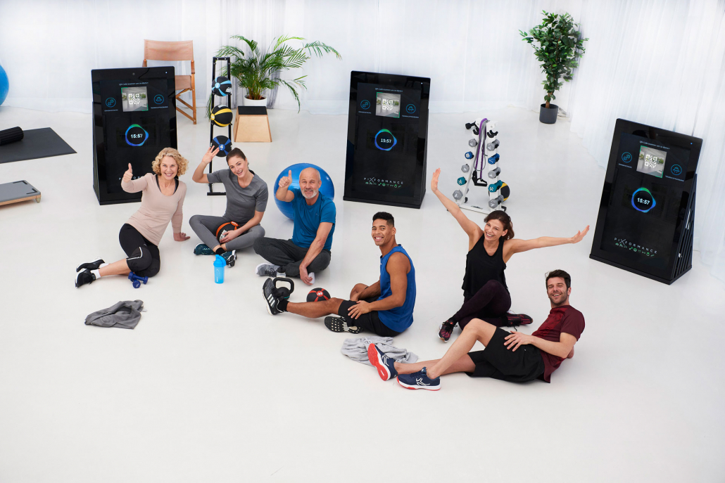 Kleingruppen-Kurse für z. B. Full Body, Fatburner, Mobility & Stretch, Booty Burn, Stretch & Relax und vieles mehr Kleingruppen-Kurse für z. B. Full Body, Fatburner, Mobility & Stretch, Booty Burn, Stretch & Relax und vieles mehr